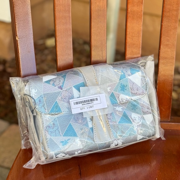 Dooney & Bourke Disney 100 Anniversary Shoulder Bag - NWT - Picture 15 of 17